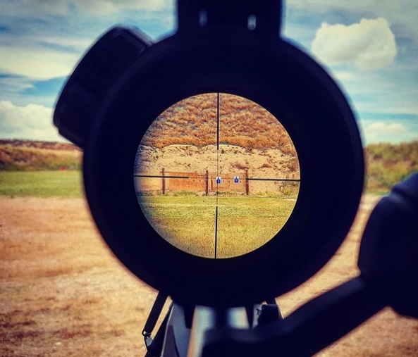Argos_624X50_Reticle_FULL_Dansepicchops_INSTAGRAM_July2016